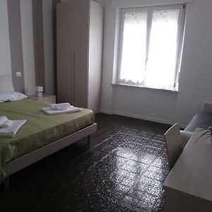 Camera con letto king size